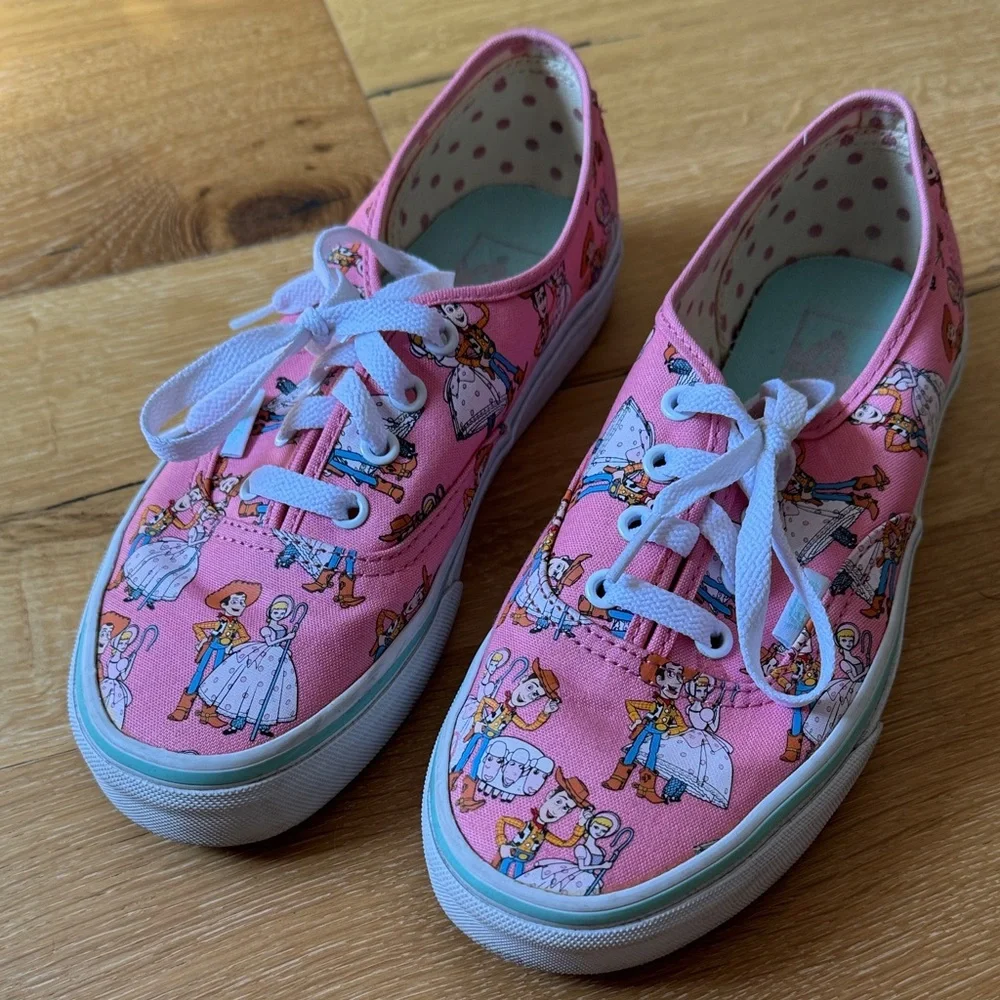 Vans Disney Toy Story Women’s 7.5 Pink Sneakers Rare - Picture 2 of 6